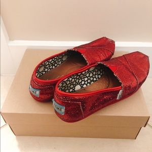 Red Toms